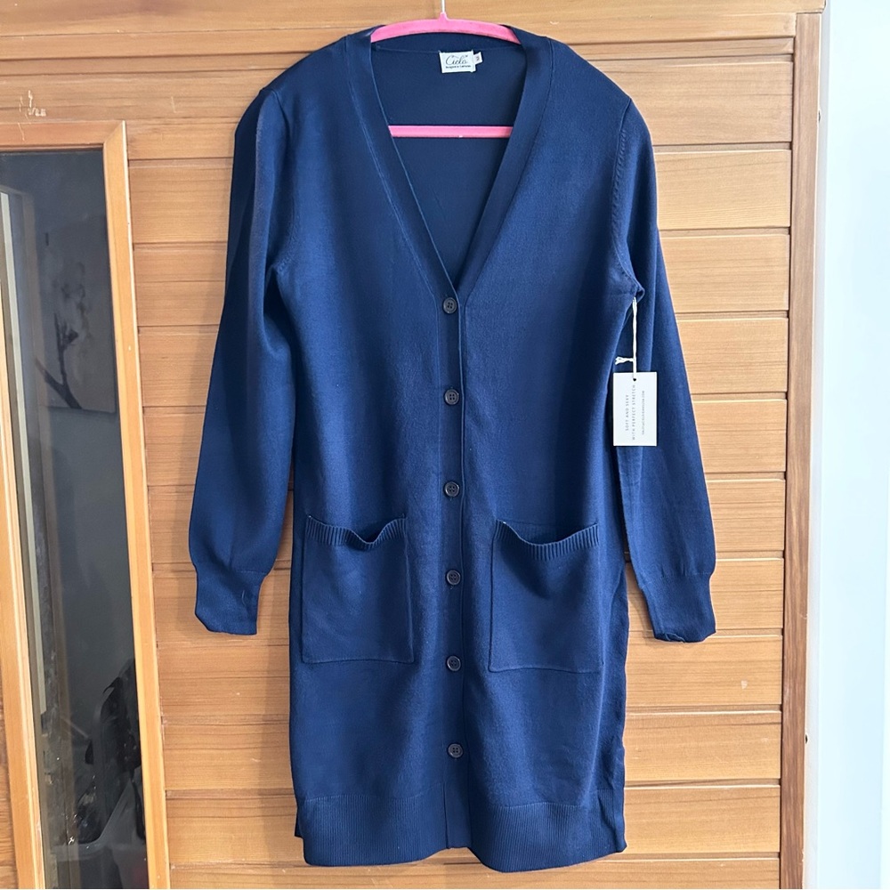 NWT Women’s Size M Cielo Long Sleeve Navy Button Cardigan Knit Layering Classic
